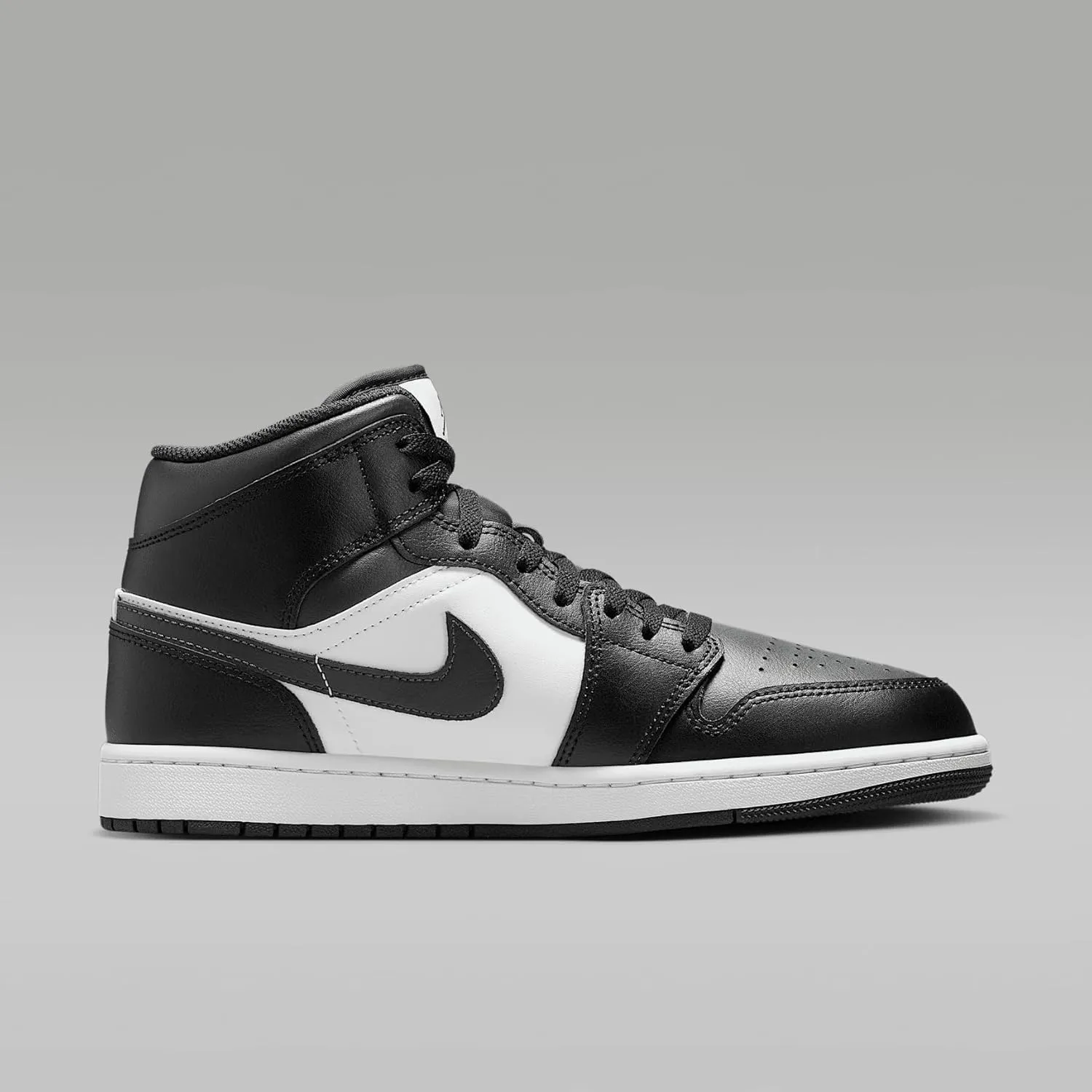 Air Jordan 1 Mid Men's Shoes (DQ8426-010, Black/Summit White/Off Noir)