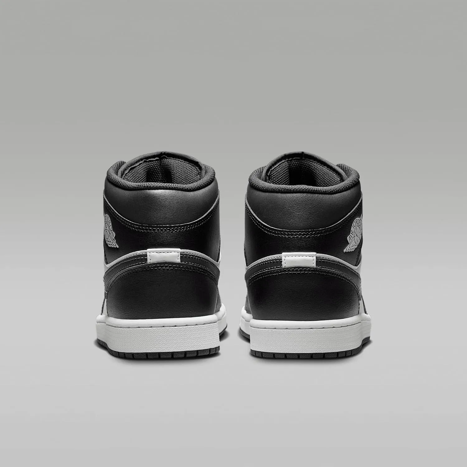 Air Jordan 1 Mid Men's Shoes (DQ8426-010, Black/Summit White/Off Noir)