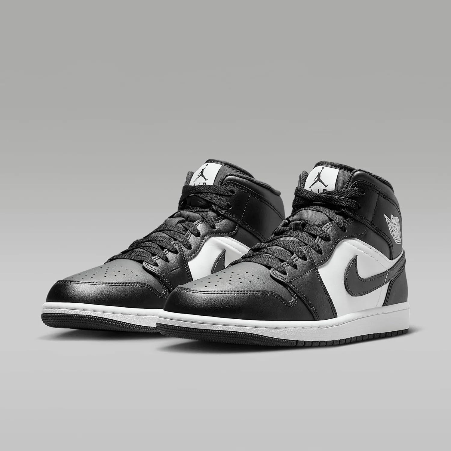 Air Jordan 1 Mid Men's Shoes (DQ8426-010, Black/Summit White/Off Noir)