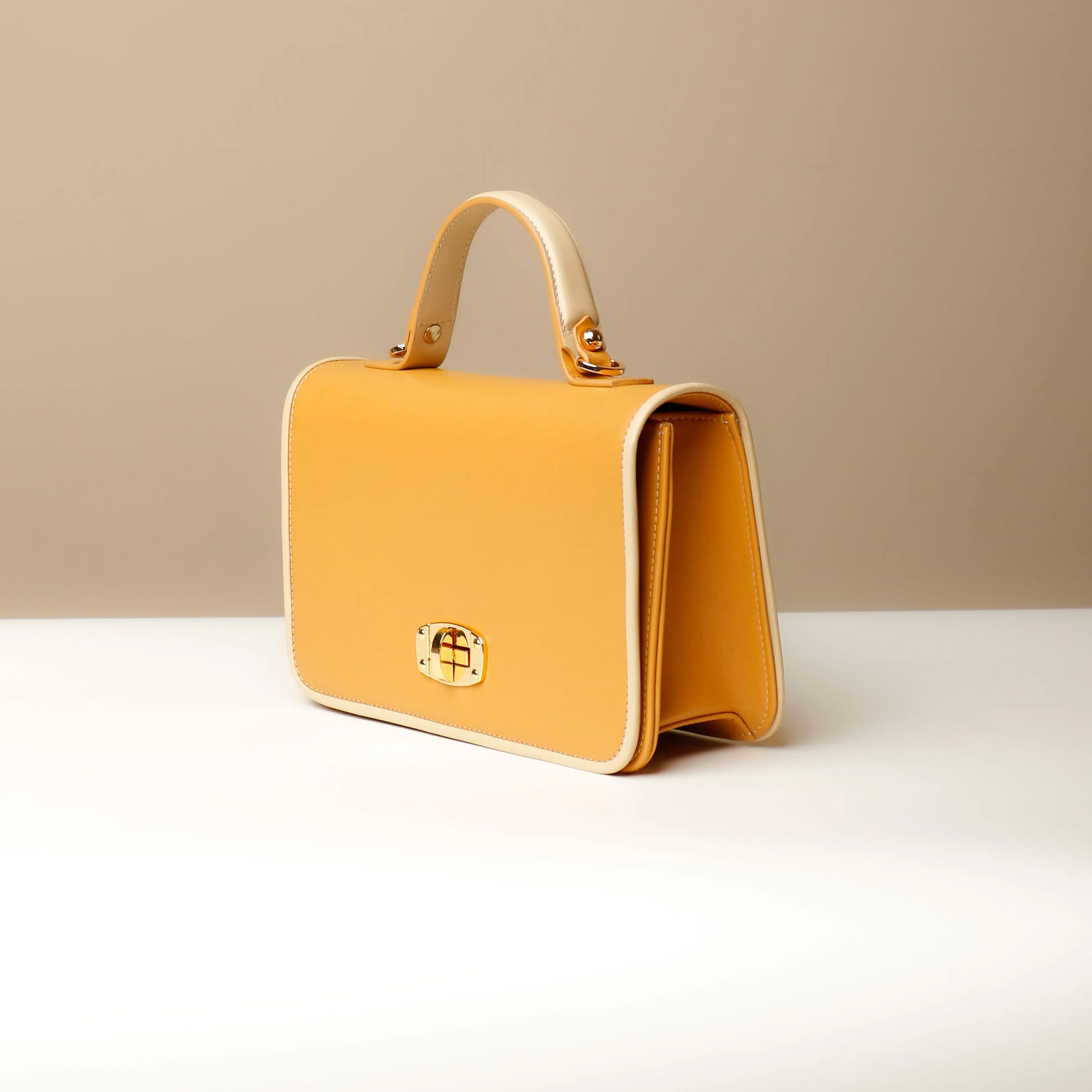 Amaris Bag
