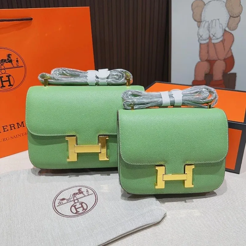 Artistic flair Constance AI-powered - ESMEE Green Bag