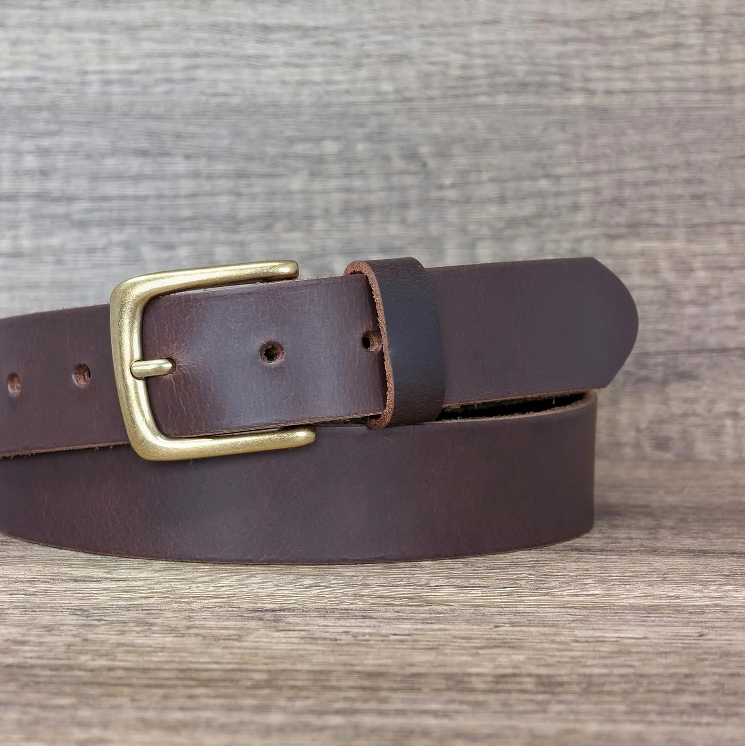 Ashford Ridge Made in England 34mm Full Hide Leather Belt with Brass Colour Buckle