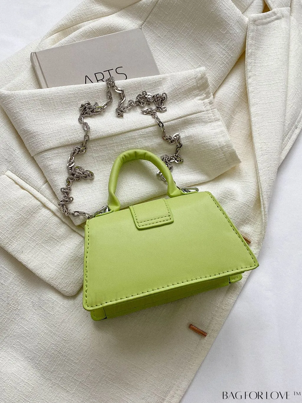 BagForLove - Compact Chain Square Handbag: Perfect for Phones, Lipstick, and Keys