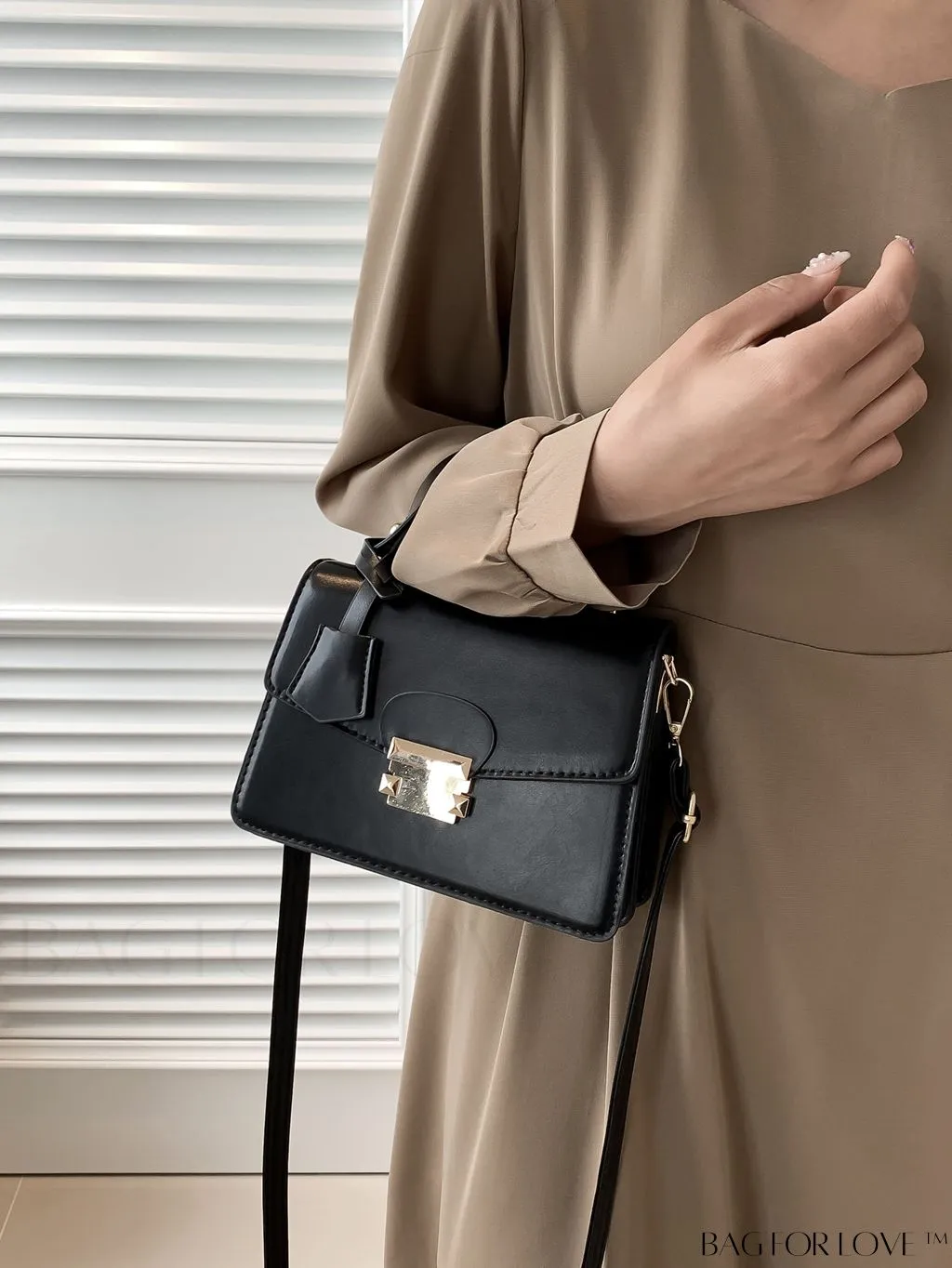 BagForLove - Compact Solid Color Square PU Leather Handbag