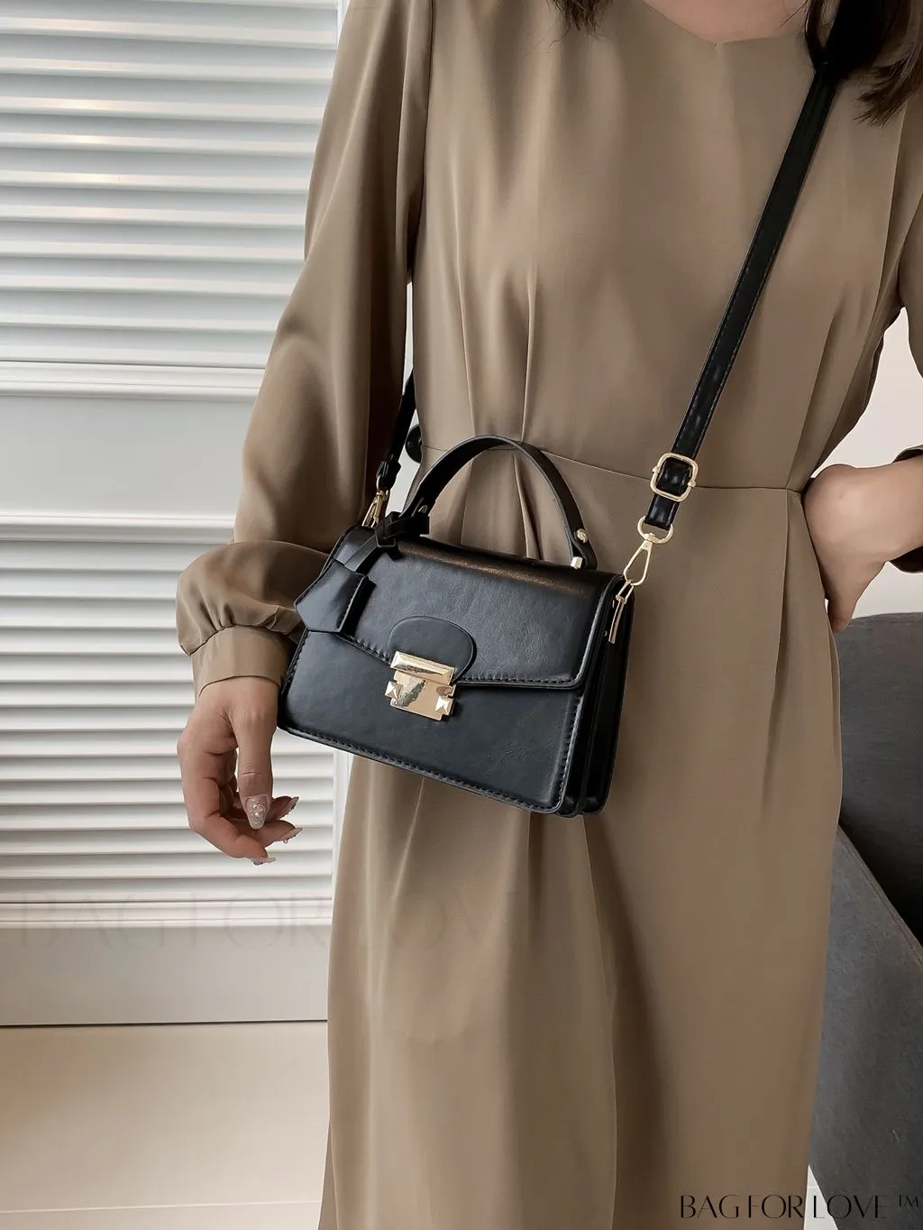 BagForLove - Compact Solid Color Square PU Leather Handbag