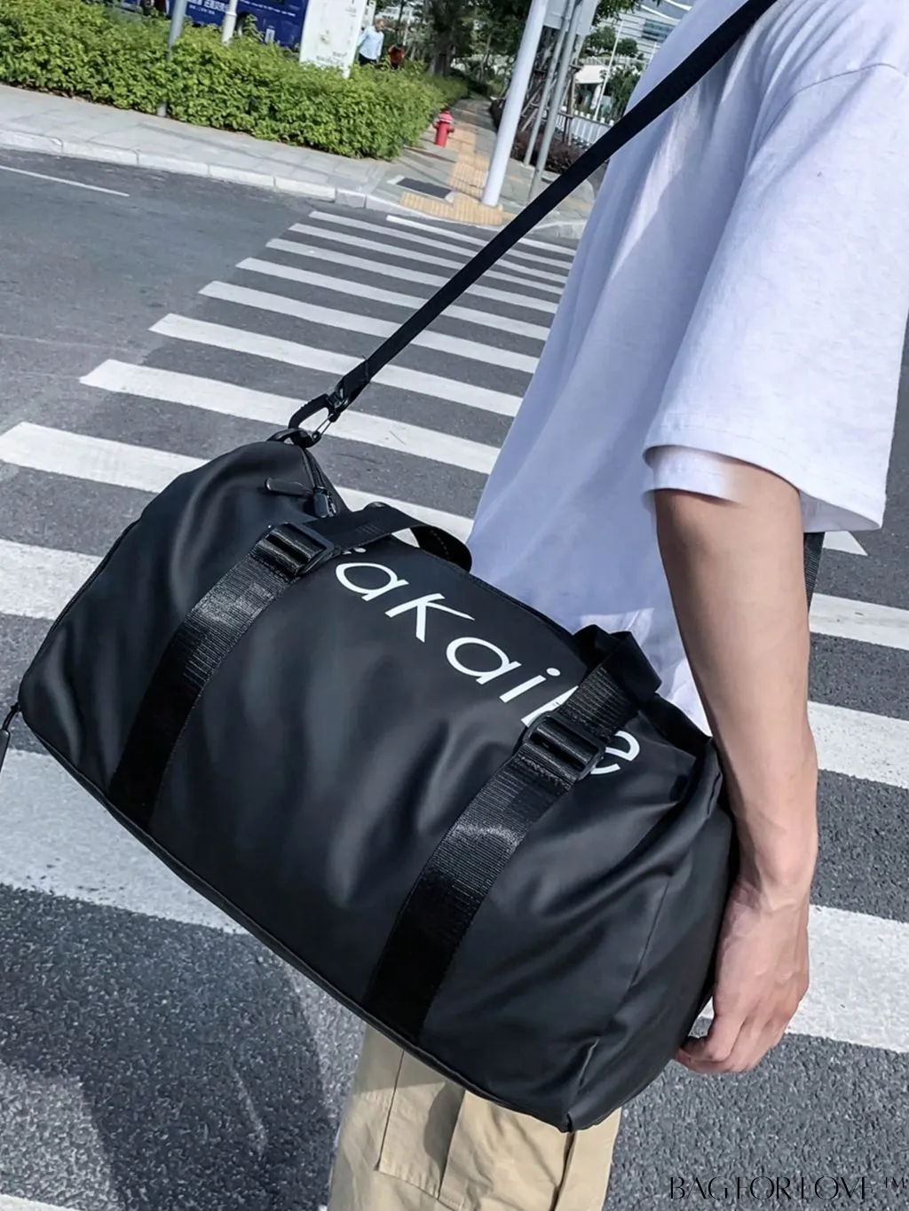 BagForLove - Medium Gym Travel Bag with Stylish Letter Graphics