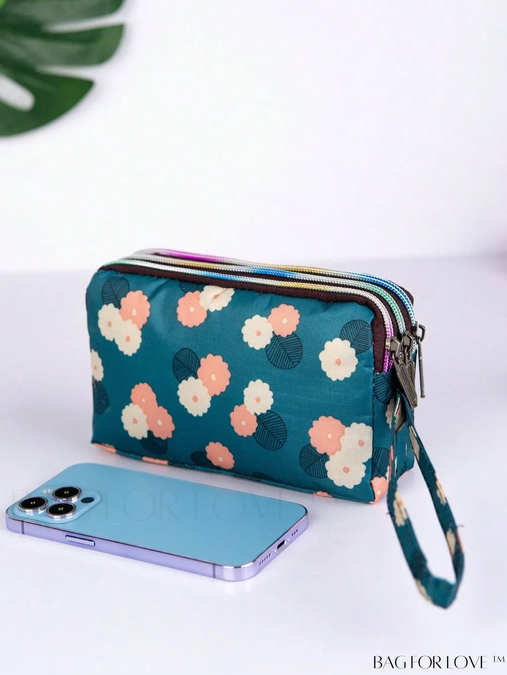 BagForLove - Stylish Floral Print Long Wallet: Waterproof, Zippered & Spacious Coin Purse