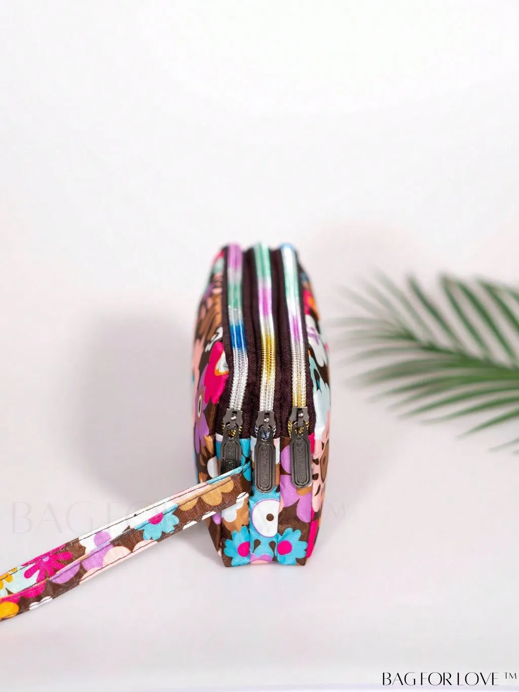 BagForLove - Stylish Floral Print Long Wallet: Waterproof, Zippered & Spacious Coin Purse