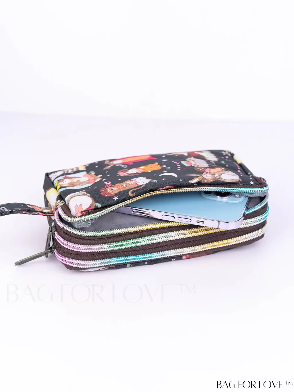 BagForLove - Stylish Floral Print Long Wallet: Waterproof, Zippered & Spacious Coin Purse