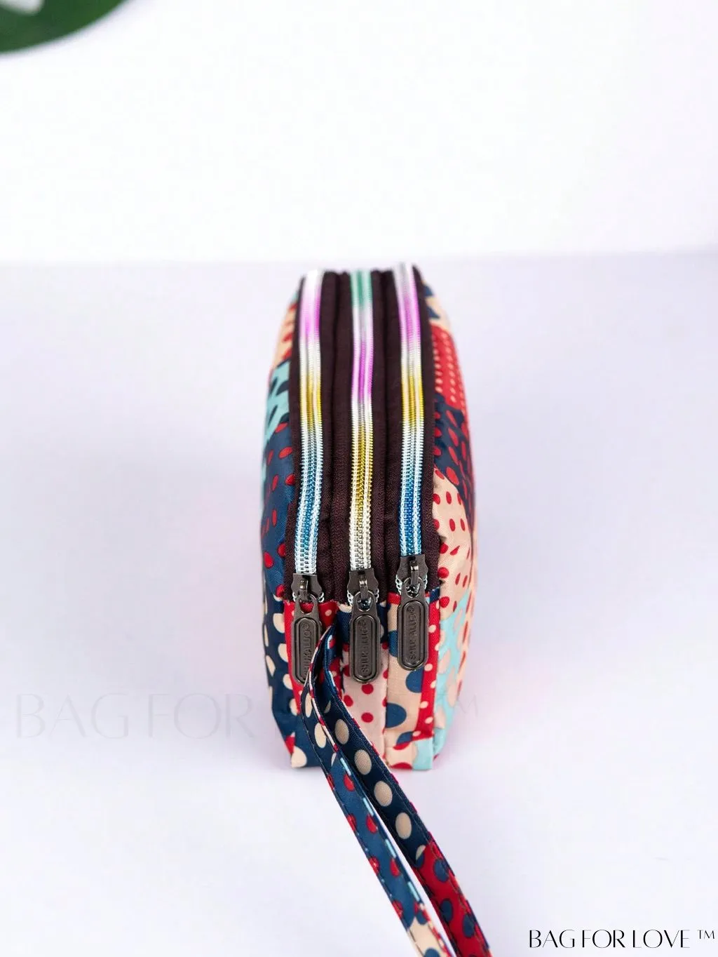 BagForLove - Stylish Floral Print Long Wallet: Waterproof, Zippered & Spacious Coin Purse