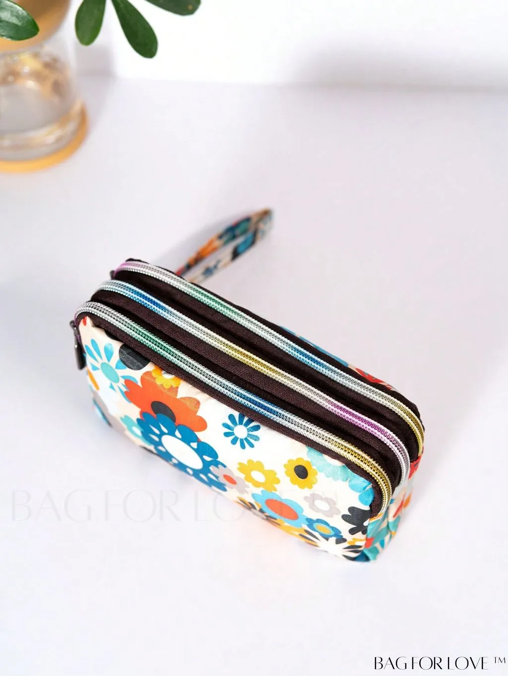 BagForLove - Stylish Floral Print Long Wallet: Waterproof, Zippered & Spacious Coin Purse