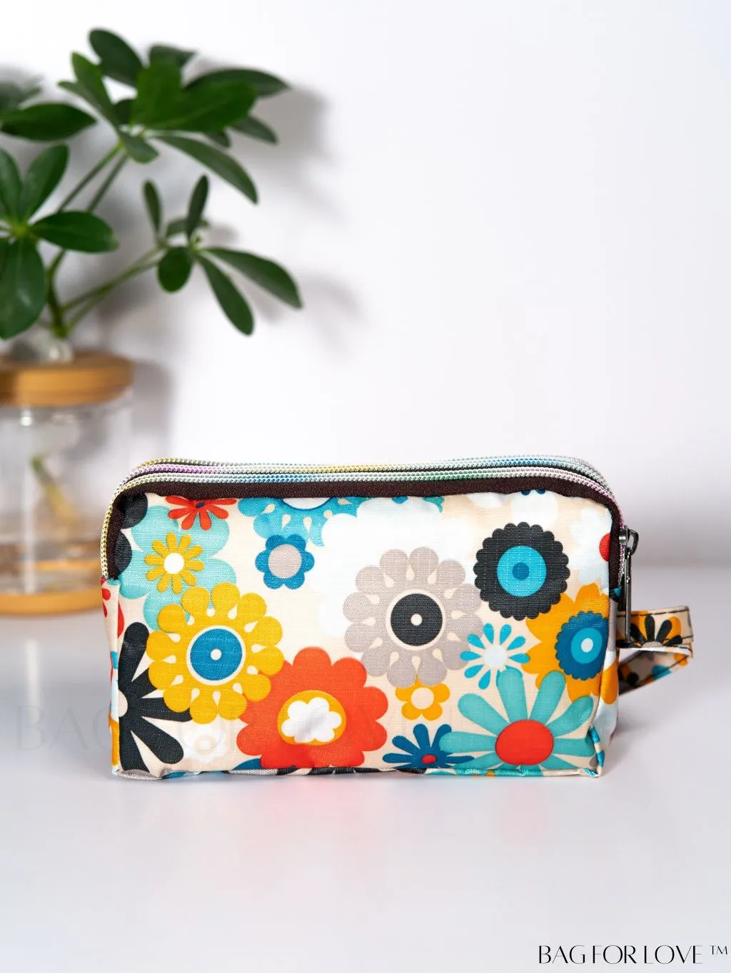 BagForLove - Stylish Floral Print Long Wallet: Waterproof, Zippered & Spacious Coin Purse
