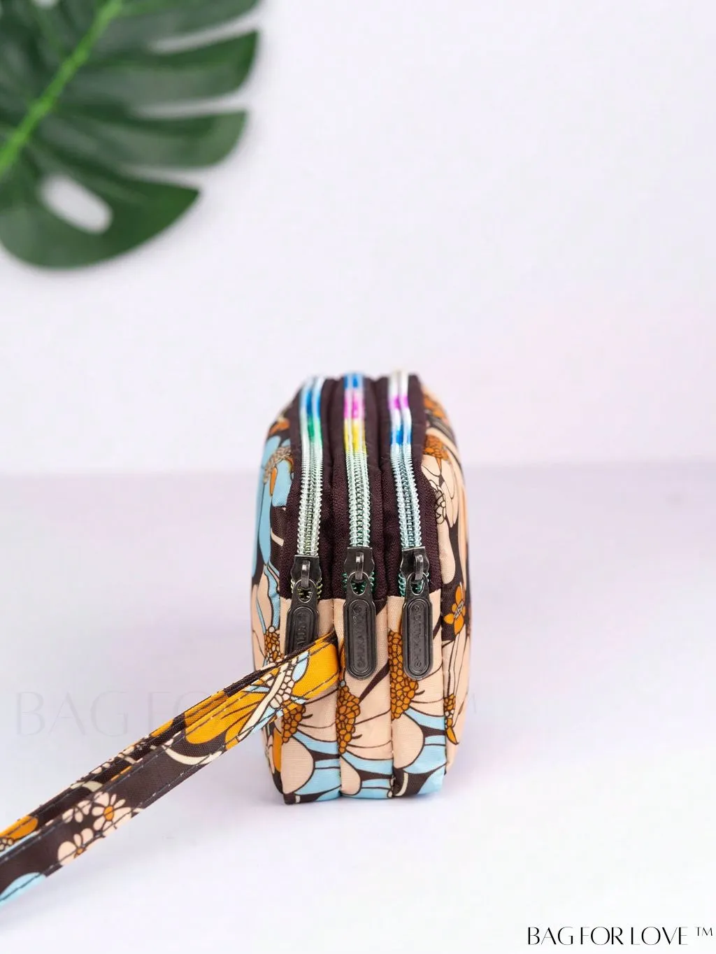 BagForLove - Stylish Floral Print Long Wallet: Waterproof, Zippered & Spacious Coin Purse