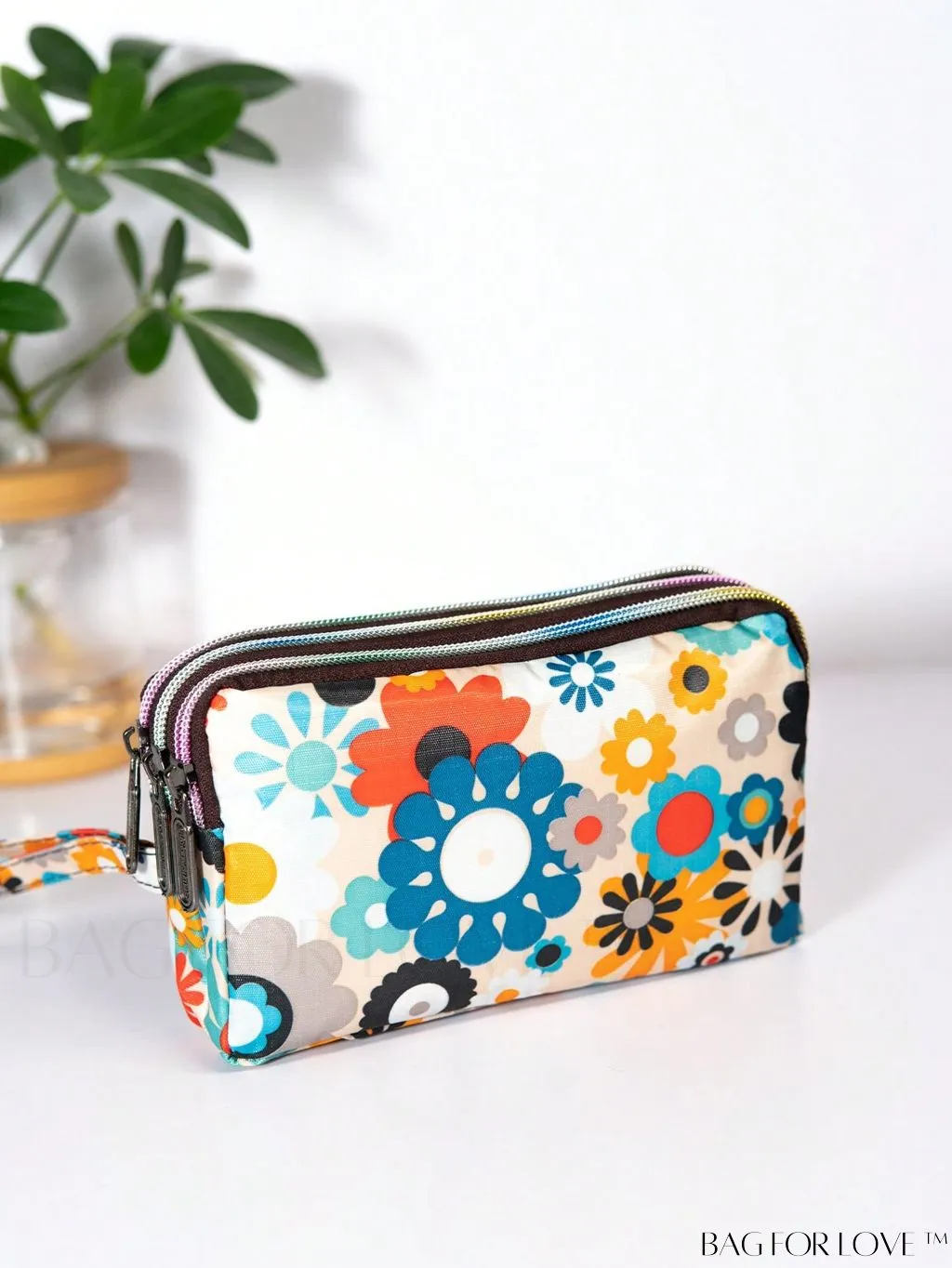 BagForLove - Stylish Floral Print Long Wallet: Waterproof, Zippered & Spacious Coin Purse