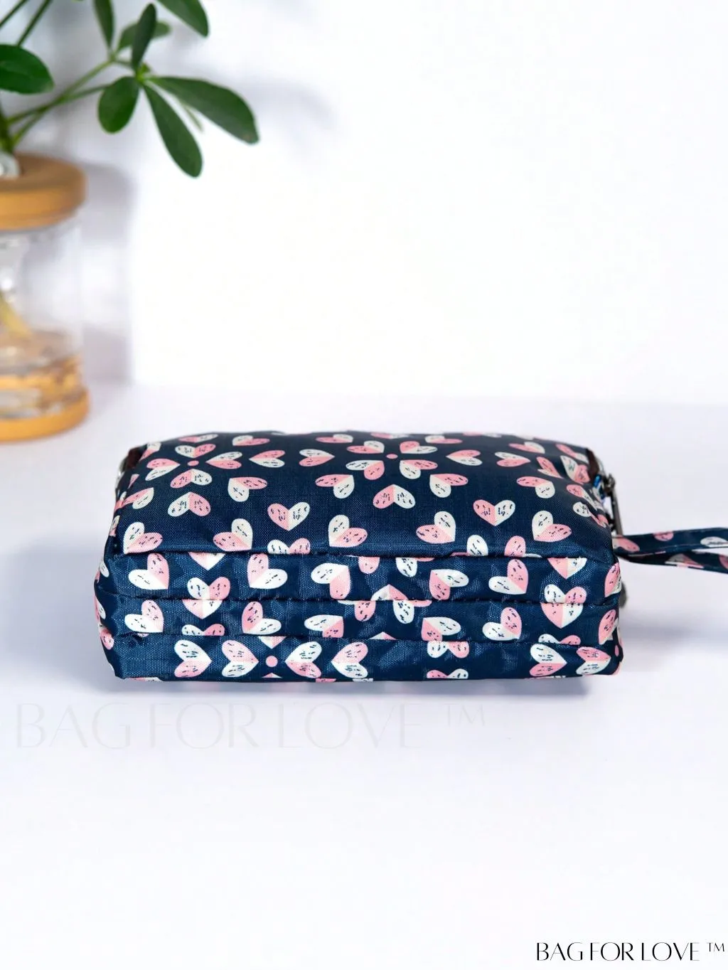 BagForLove - Stylish Floral Print Long Wallet: Waterproof, Zippered & Spacious Coin Purse