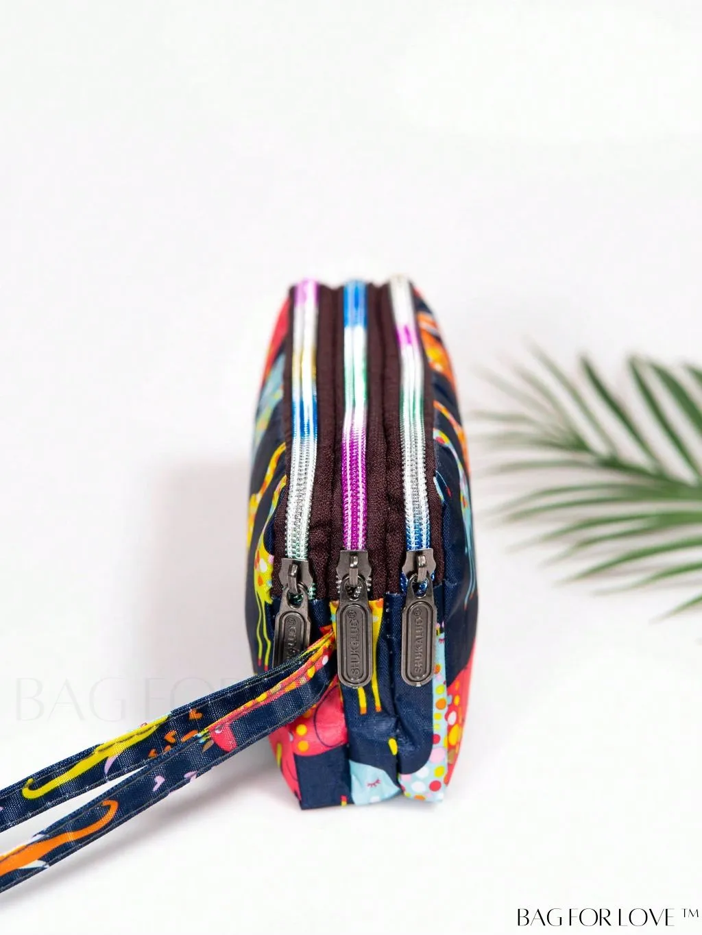 BagForLove - Stylish Floral Print Long Wallet: Waterproof, Zippered & Spacious Coin Purse