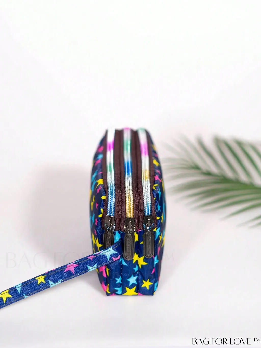 BagForLove - Stylish Floral Print Long Wallet: Waterproof, Zippered & Spacious Coin Purse