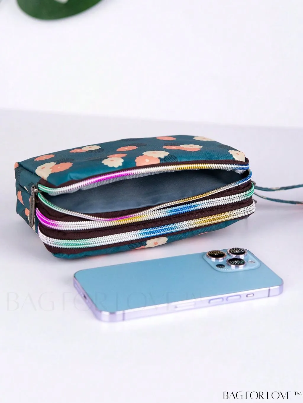 BagForLove - Stylish Floral Print Long Wallet: Waterproof, Zippered & Spacious Coin Purse