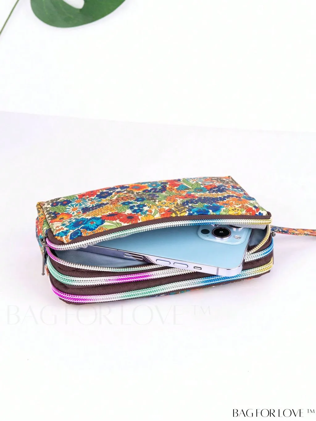 BagForLove - Stylish Floral Print Long Wallet: Waterproof, Zippered & Spacious Coin Purse