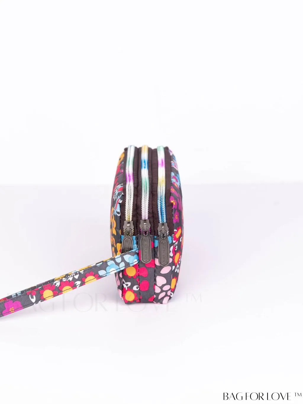 BagForLove - Stylish Floral Print Long Wallet: Waterproof, Zippered & Spacious Coin Purse