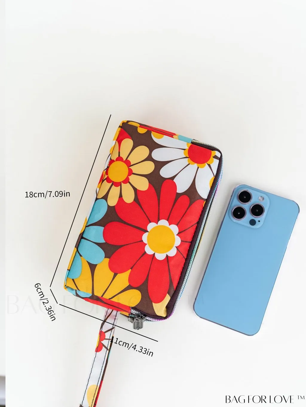 BagForLove - Stylish Floral Print Long Wallet: Waterproof, Zippered & Spacious Coin Purse