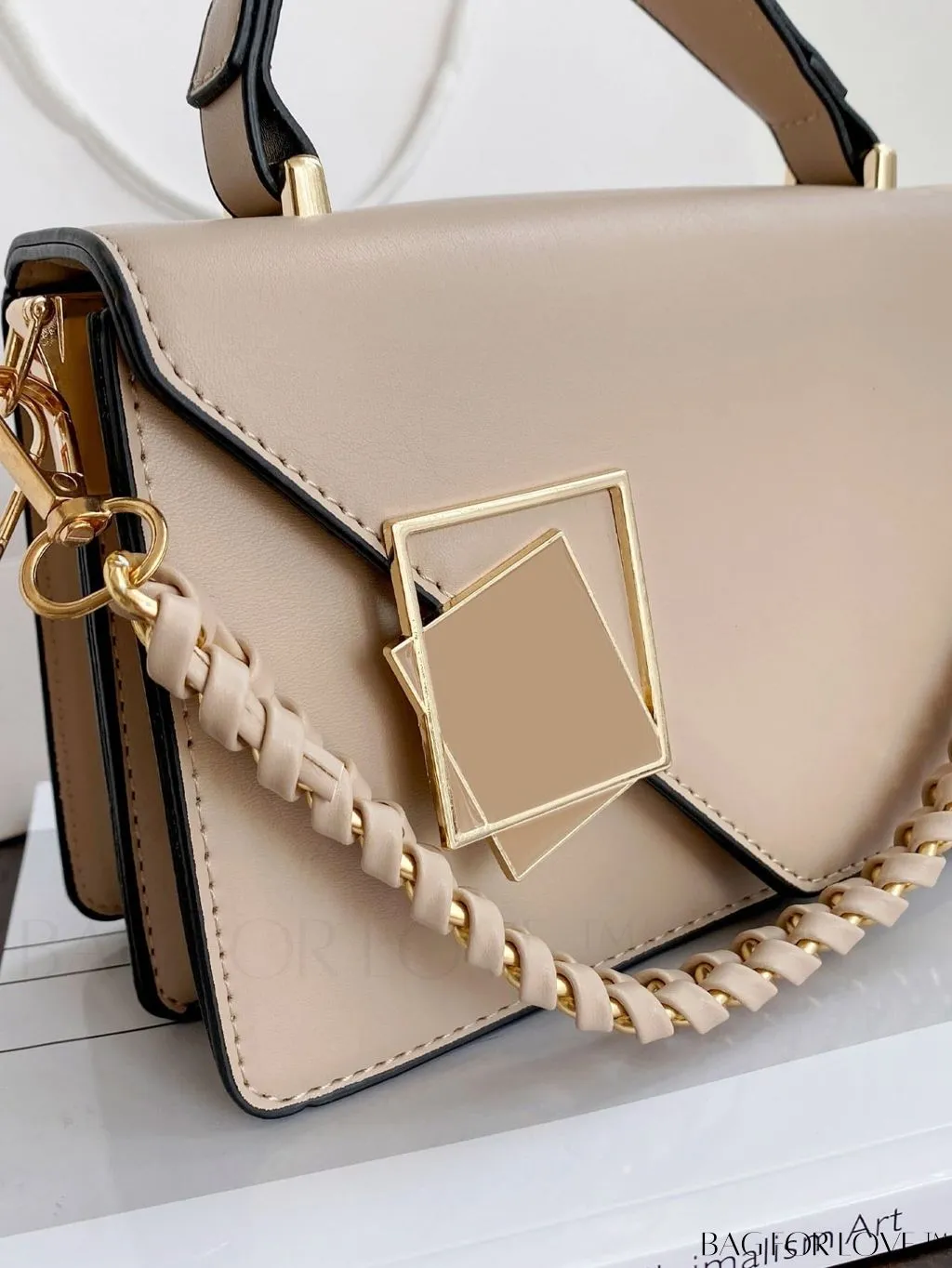BagForLove - Versatile Travel Bag with Separate Dry/Wet Compartments, Shoulder Crossbody Design