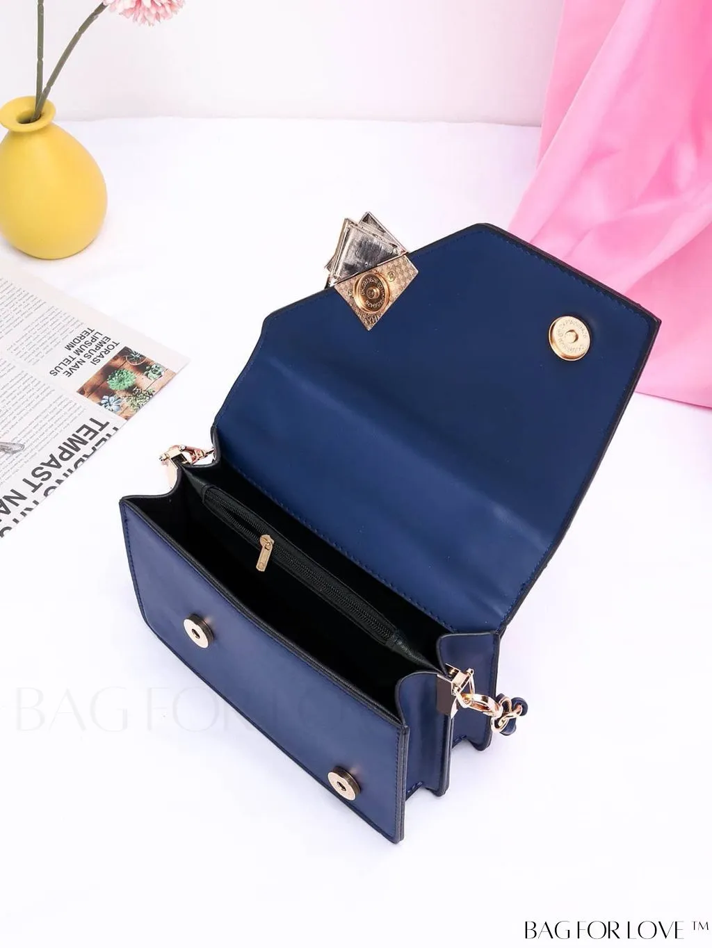 BagForLove - Versatile Travel Bag with Separate Dry/Wet Compartments, Shoulder Crossbody Design