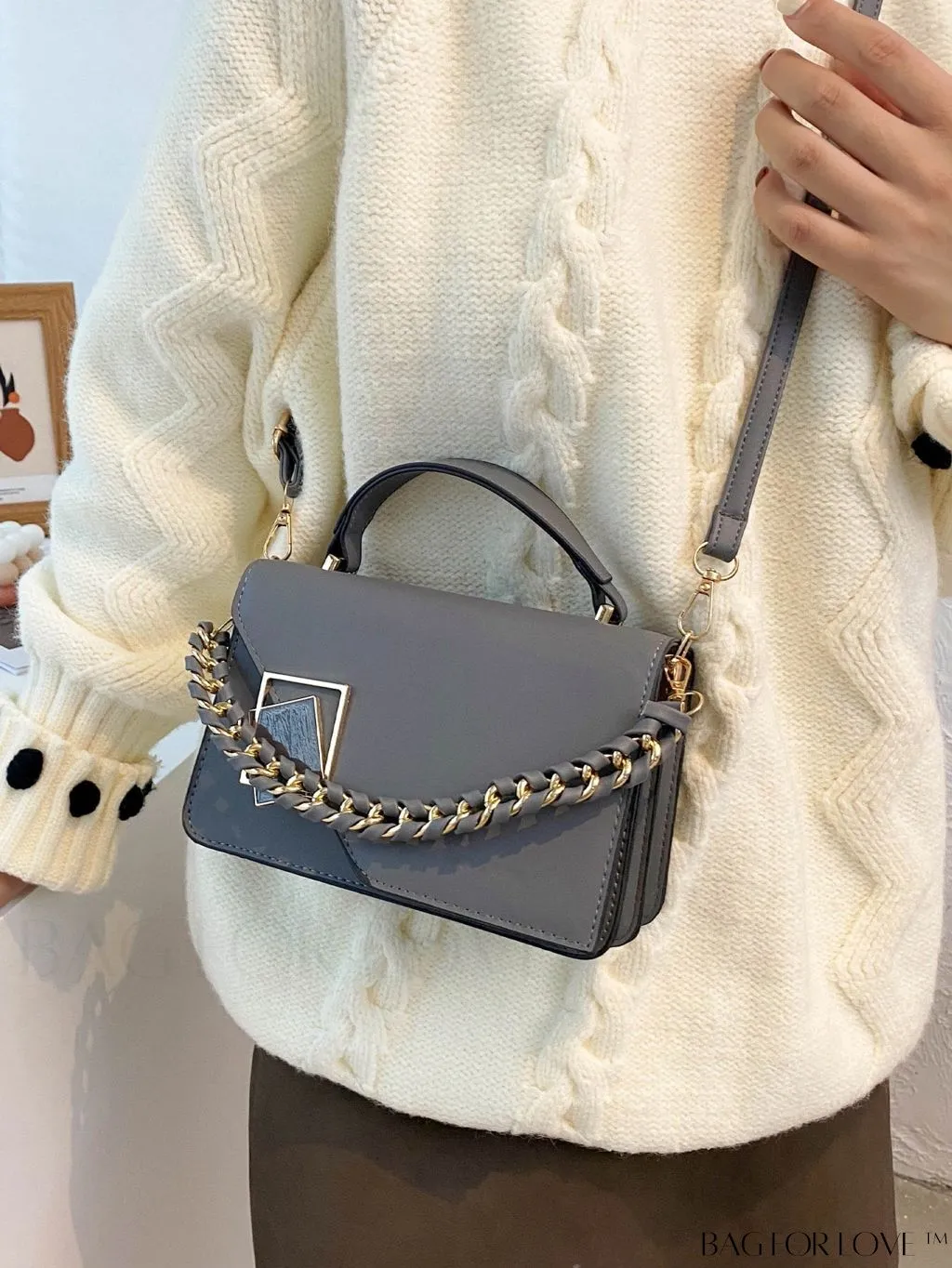 BagForLove - Versatile Travel Bag with Separate Dry/Wet Compartments, Shoulder Crossbody Design