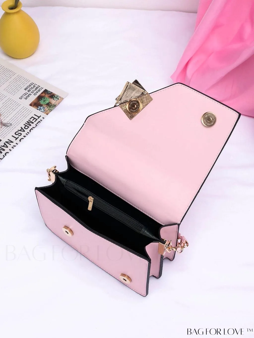 BagForLove - Versatile Travel Bag with Separate Dry/Wet Compartments, Shoulder Crossbody Design