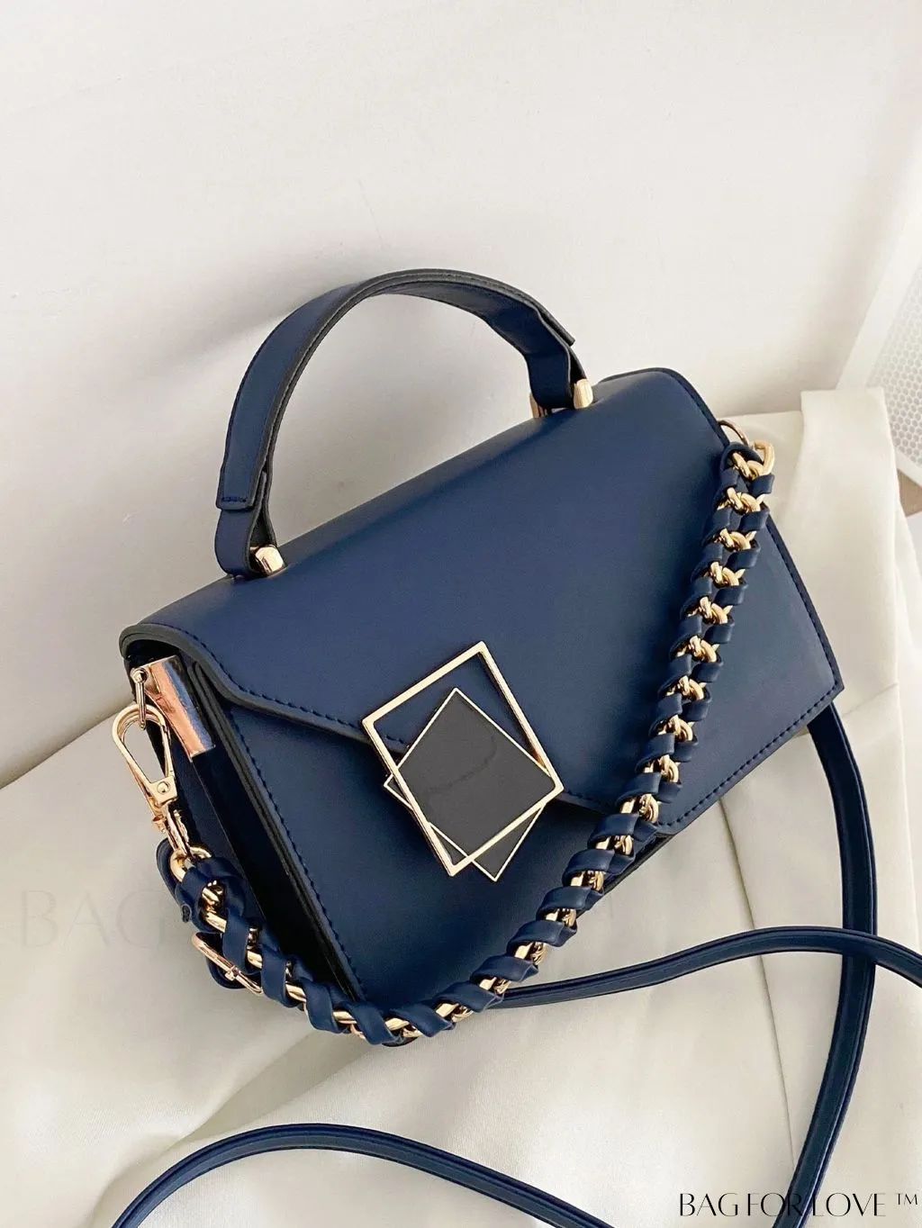 BagForLove - Versatile Travel Bag with Separate Dry/Wet Compartments, Shoulder Crossbody Design