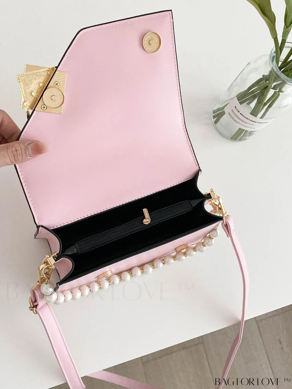 BagForLove - Versatile Travel Bag with Separate Dry/Wet Compartments, Shoulder Crossbody Design