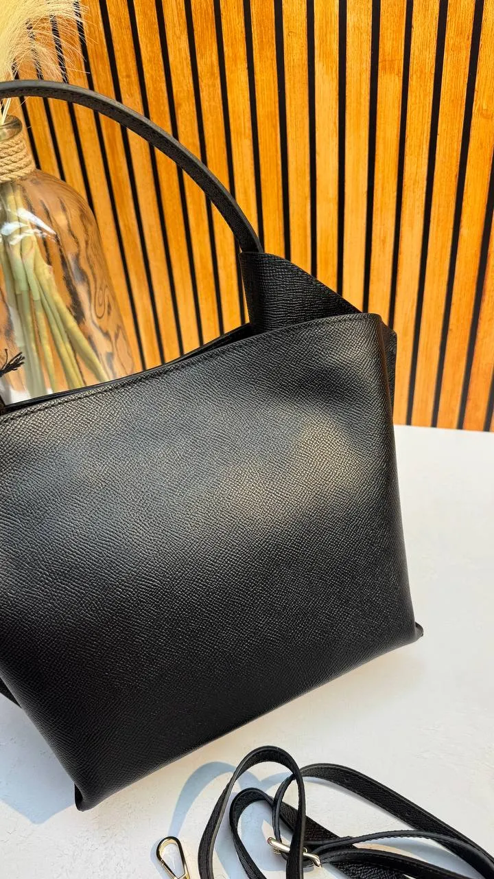Bellissima Forma — Italian Elegance in Every Curve. Italy