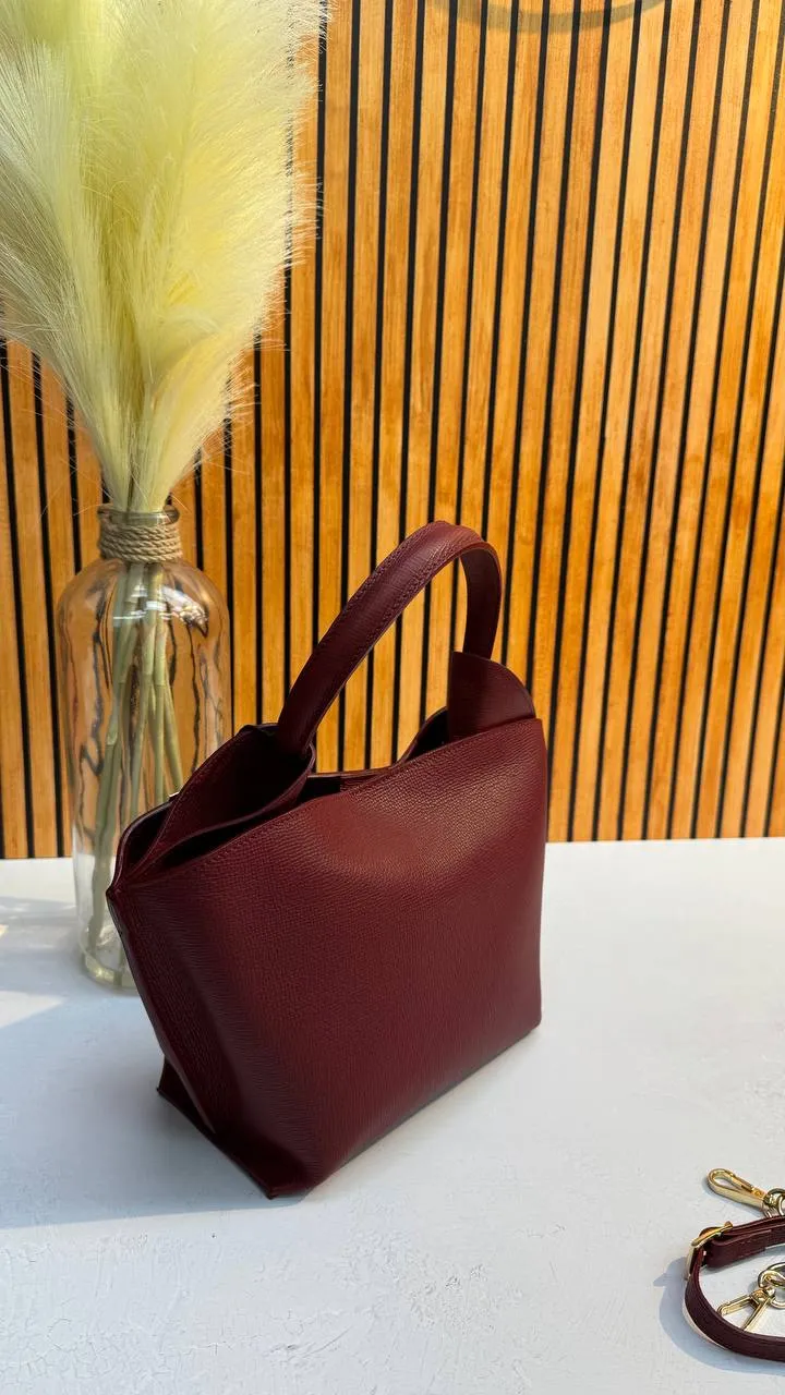 Bellissima Forma — Italian Elegance in Every Curve. Italy