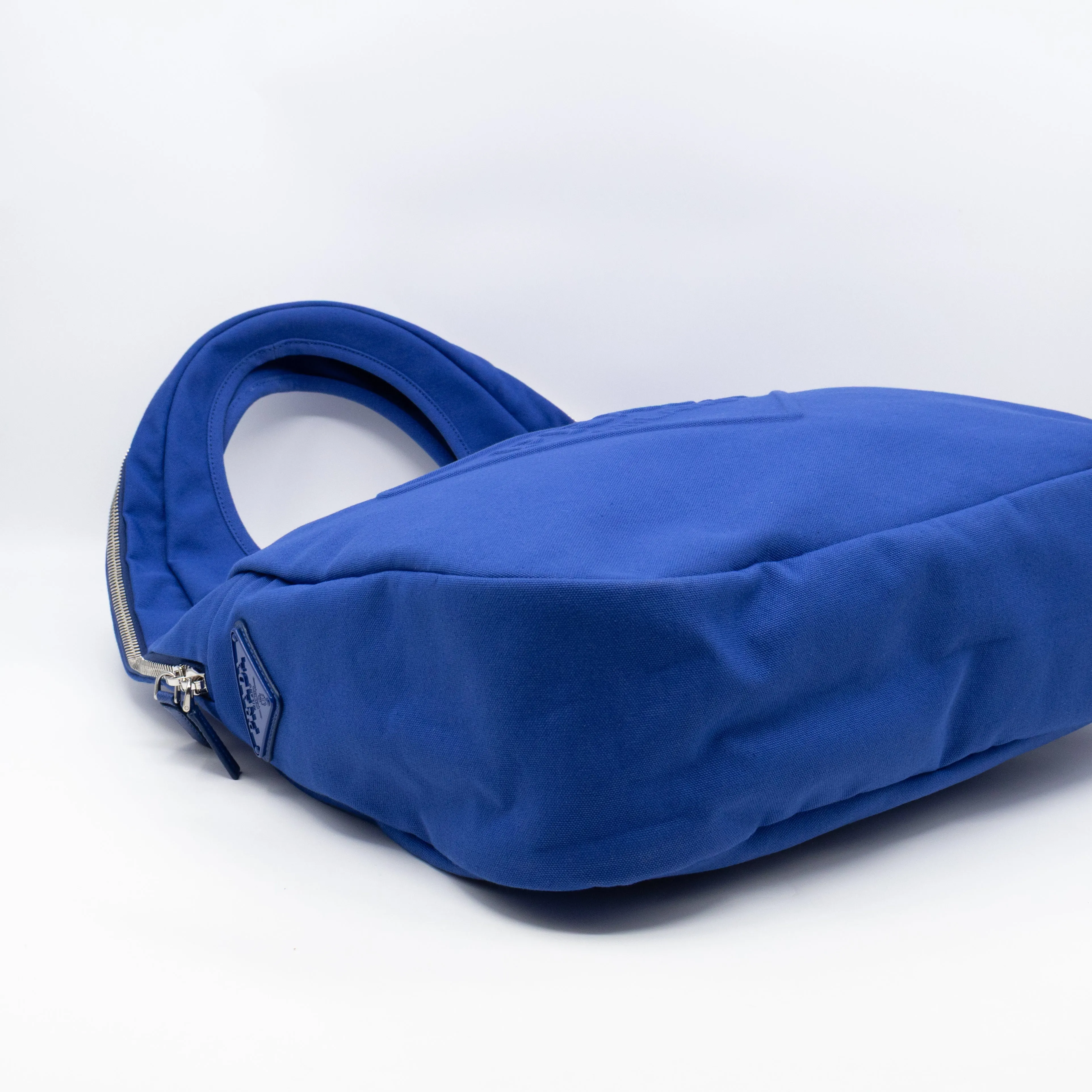 Canapa Logo Embossed Slouchy Tote Cobalto Canvas
