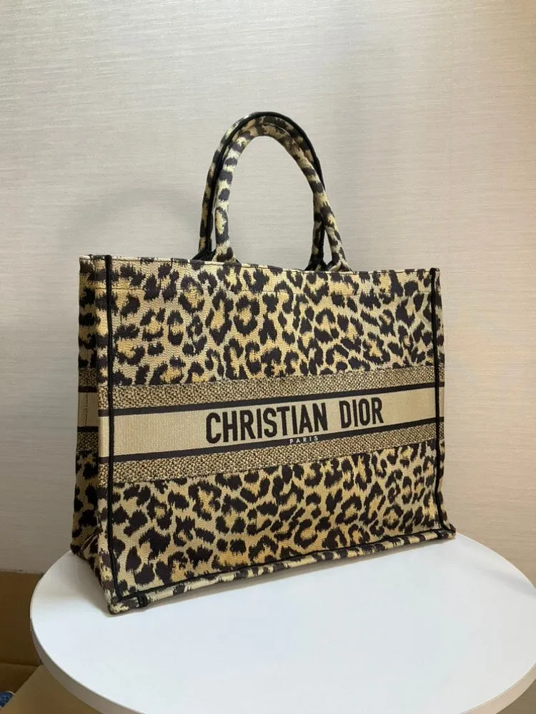 Dior Reduced Bag Tote Large Excellent customer support Book Leopard Canvas Christian