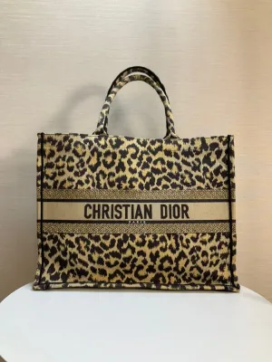 Dior Reduced Bag Tote Large Excellent customer support Book Leopard Canvas Christian