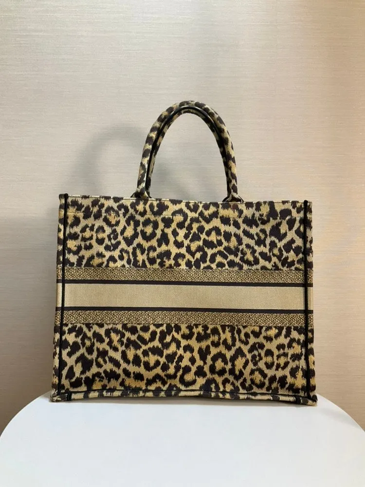 Dior Reduced Bag Tote Large Excellent customer support Book Leopard Canvas Christian