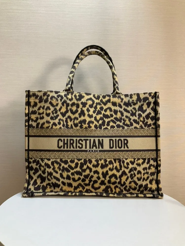 Dior Reduced Bag Tote Large Excellent customer support Book Leopard Canvas Christian