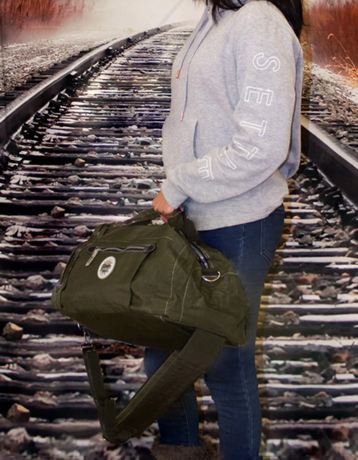 Fino SK-7718 Unisex Waterproof Ultra-Light crinkle Nylon Duffel Bag/Backpack