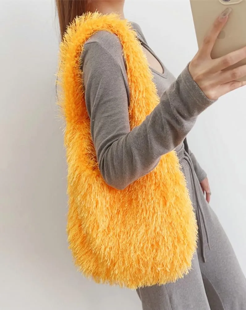 Furry Tote Bag for Women Faux Fur Shoulder Bag Y2k Purse Fluffy Large Fuzzy Handbags Cute Solid Top Handle Satchels