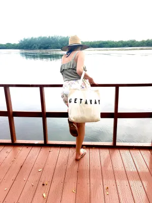 GETAWAY oversized canvas tote