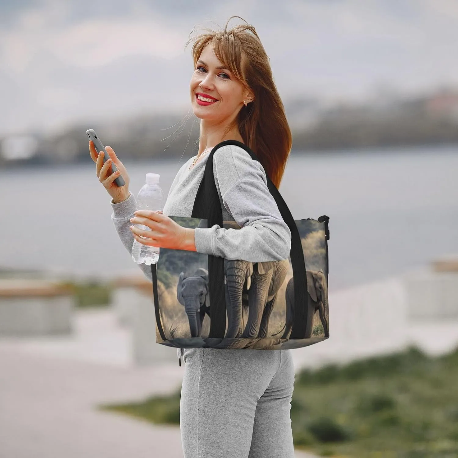 Gym Bag Walking elephants mother and baby Duffel Bag for Men Women Travel Overnight Bag with Shoe Compartment Workout Bags
