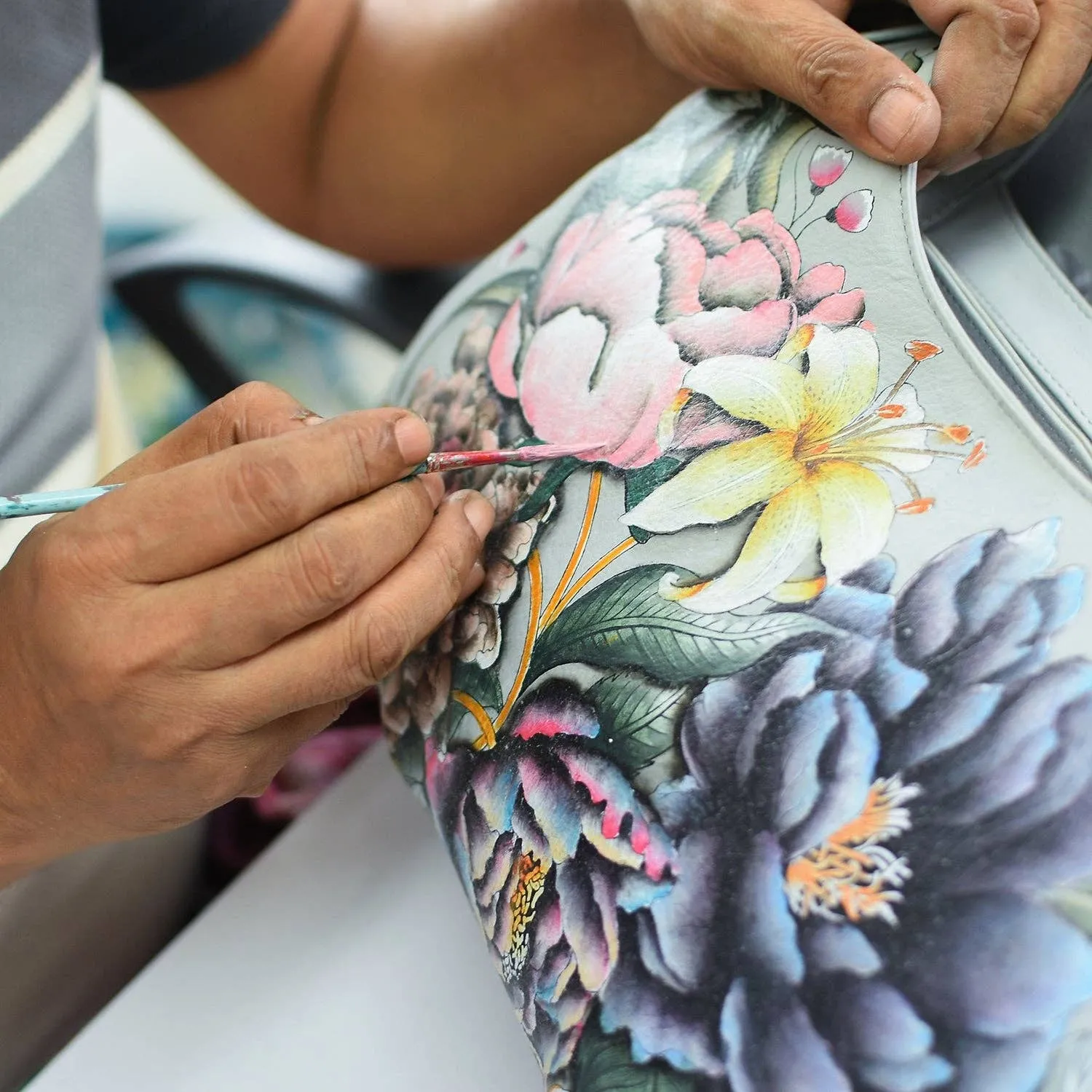 Hand Painted Triple Compartment Ruched Hobo - 721