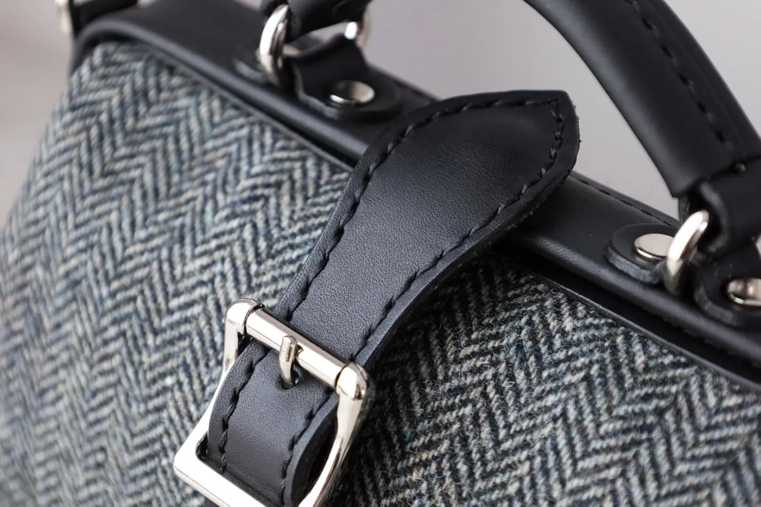 Harris Tweed Lady's Wool Leather Doctor Bag Women Crossbody Bag, Top Handle Bag, Long Strap Purse, Shoulder Bag every day carry (black)