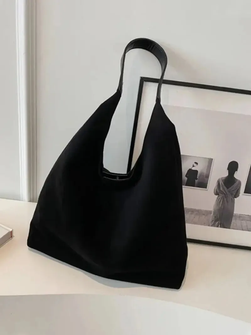 Minimalist Suede Hobo Bag – Effortlessly Chic