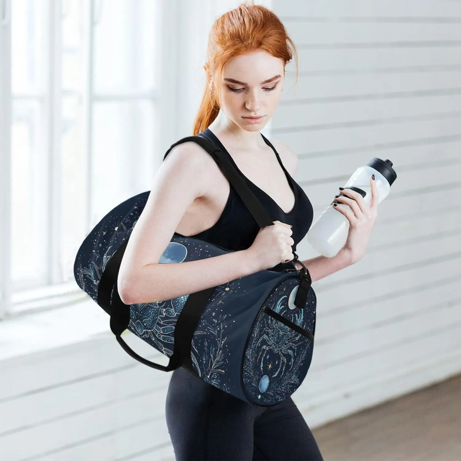 MNSRUU Sports Duffel Bags, Blue Crab Athletic Gym Bag Overnight Workout Travel Tote Luggage for Men Women Yoga