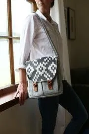 Noodlehead Campfire Messenger Bag- Classic bag with Pockets