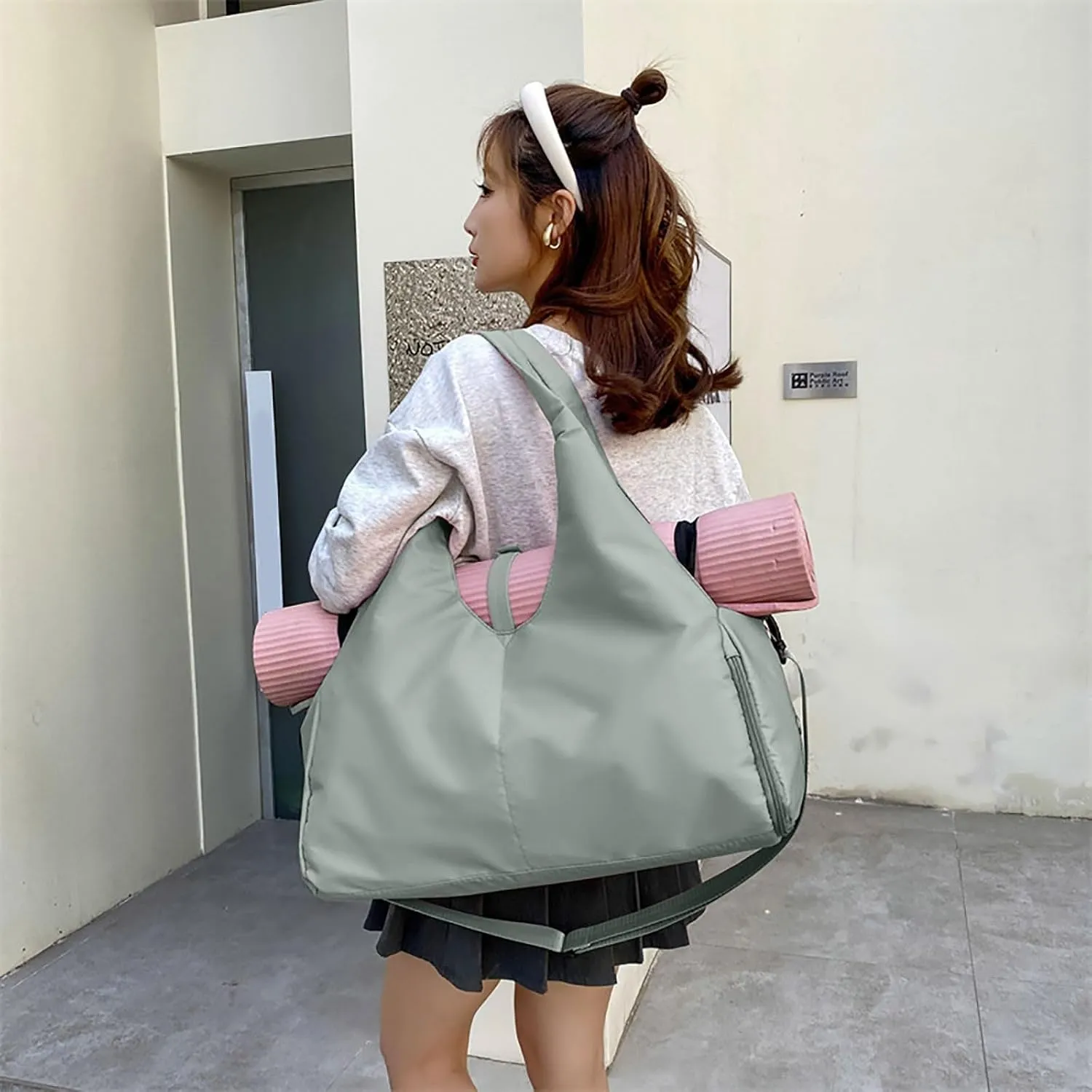 Personalized Duffel Bag with Name, Custom Embroidered Sports Bag, Personalized Gym Bag for Women & Men, Waterproof Oxford Weekender Bag, Travel Bag with Text for Sports Lovers (Grey)