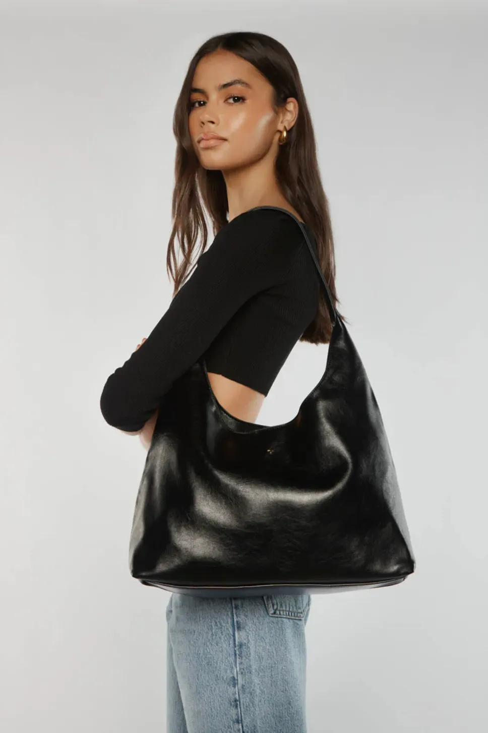 PETA   JAIN JAMI SLOUCH TOTE - BLACK CRINKLE/GOLD