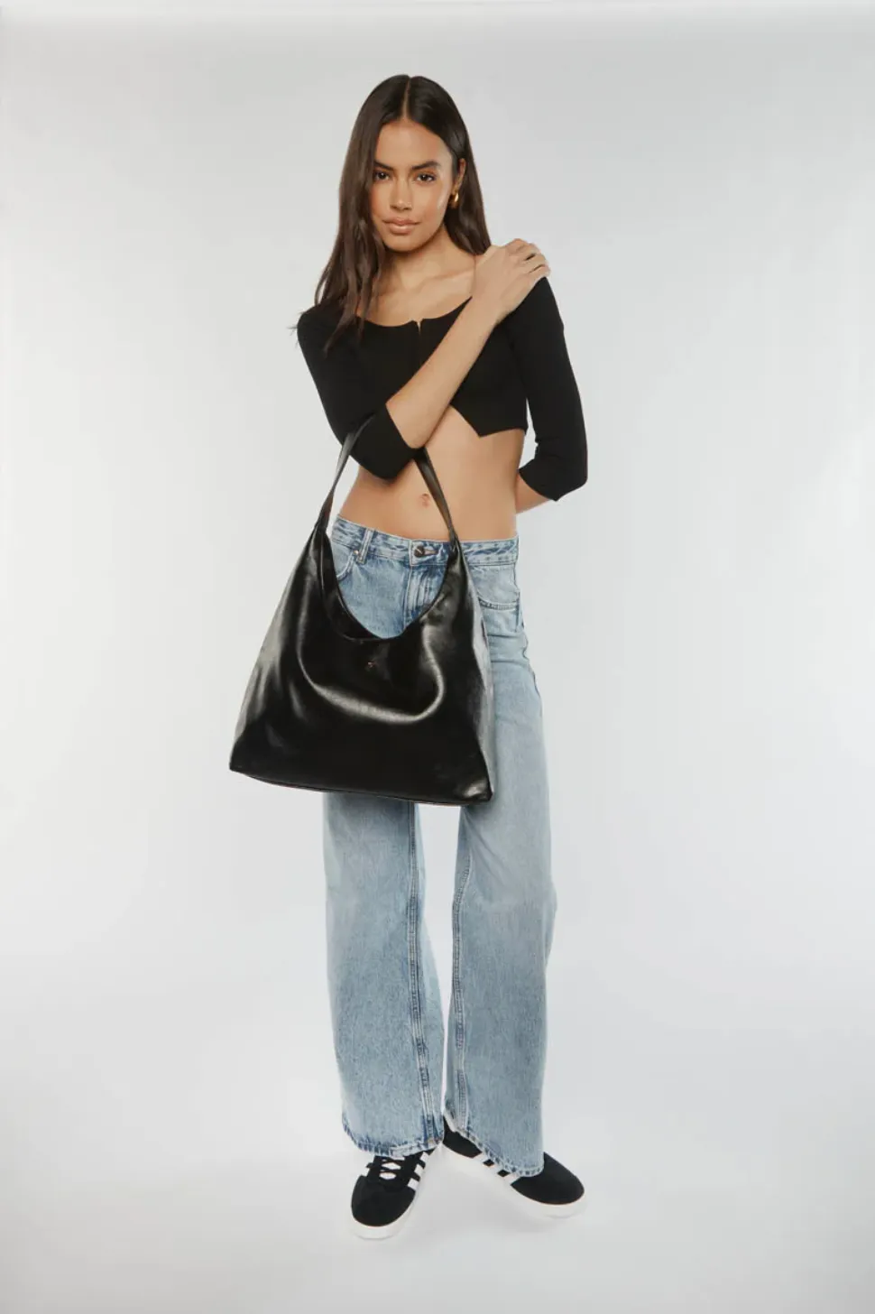 PETA   JAIN JAMI SLOUCH TOTE - BLACK CRINKLE/GOLD